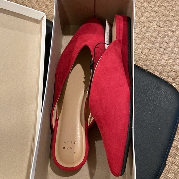 a new day Shoes - A new day burgundy mules new